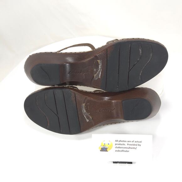Clarks Strappy Slip On Casual Block Heel Loafer Womens Size 8 26069523 Brown - Picture 9 of 9